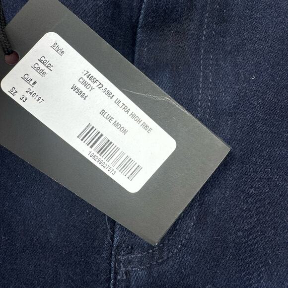 PAIGE Women's Denim Ultra High Rise Cindy Straight in Blue Moon Size 33 NWT - Picture 11 of 13